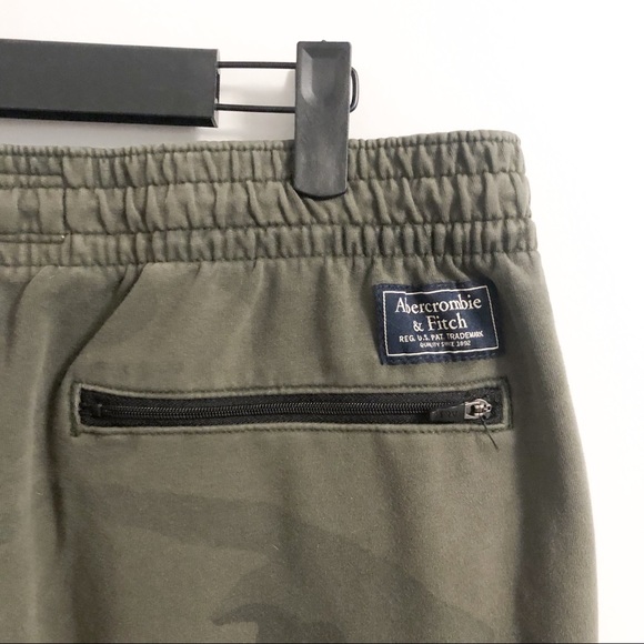 Men’s Abercrombie & Fitch Joggers - Picture 6 of 7
